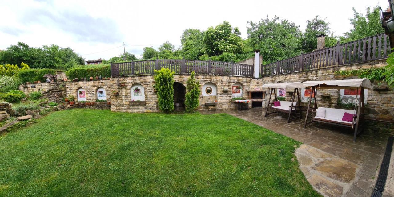 Chamurkov Guest House Veliko Tarnovo Buitenkant foto