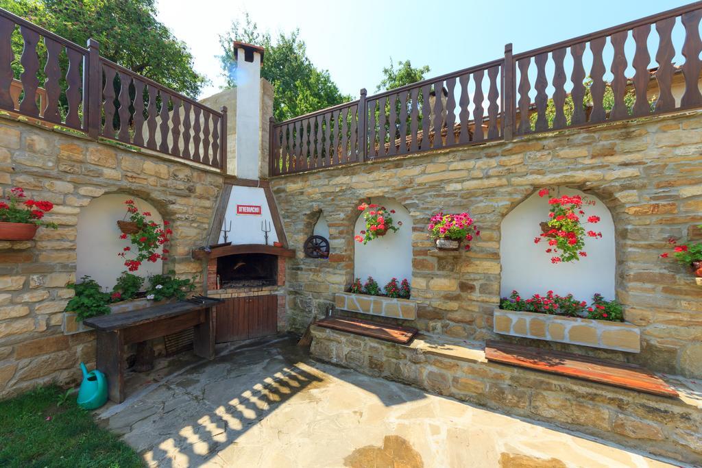 Chamurkov Guest House Veliko Tarnovo Buitenkant foto